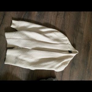 Women’s Abercrombie cardigan